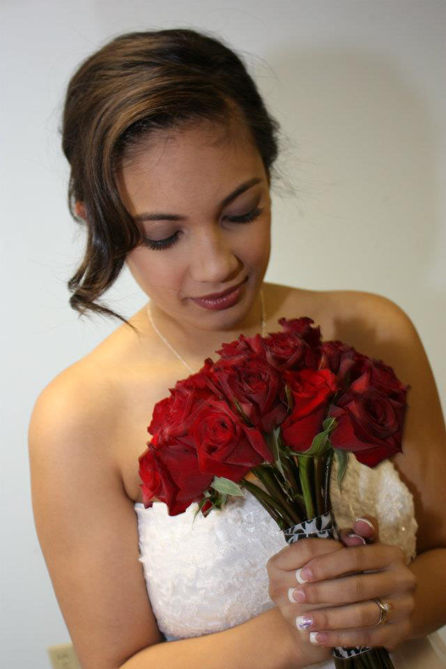 heart to heart roses and bride